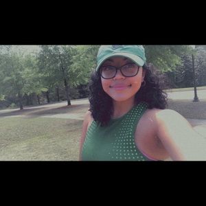 Meet your Posher, Karol